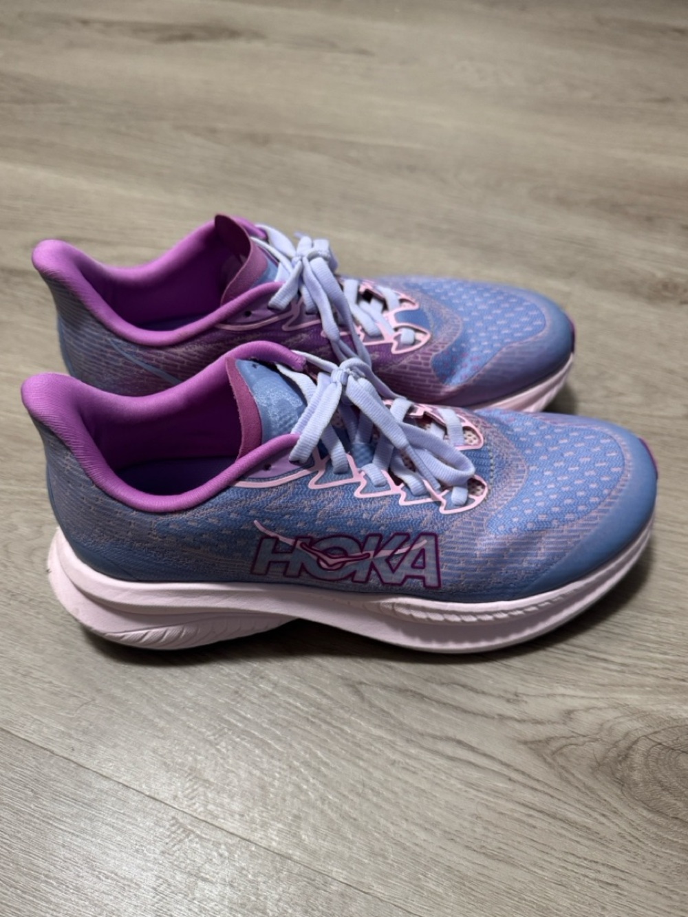 HOKA Mach 6
